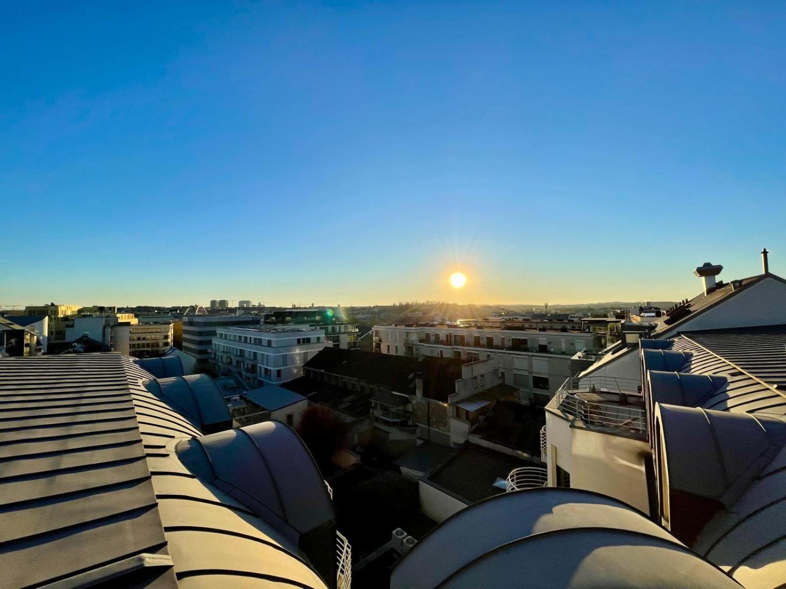 ルクセンブルクLux Penthouse - Office, Terrace, Gym & Parkingアパートメント エクステリア 写真